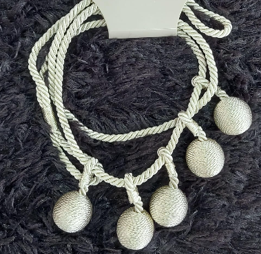 ACCESORIO DE CORTINA