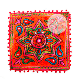 FUNDAS DE COJINES BORDADOS CON PON PON