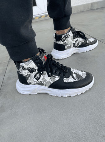 ZAPATILLAS CON DISEÑO