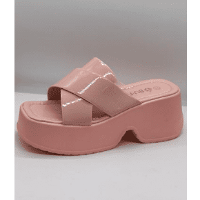 24 sandalias nuevas